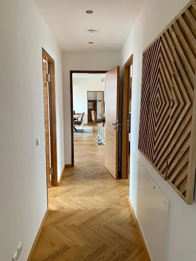 Modernes Apartment An Der Frauenkirche II Dresden Duitsland